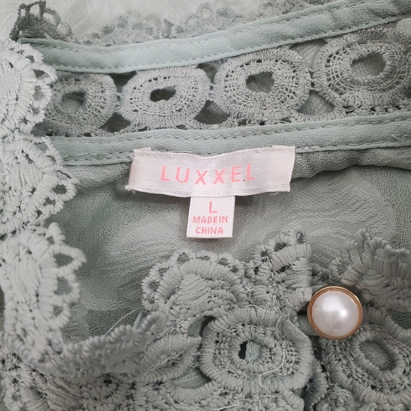 Luxxel Sage Green Short Set - Picture 15 of 16